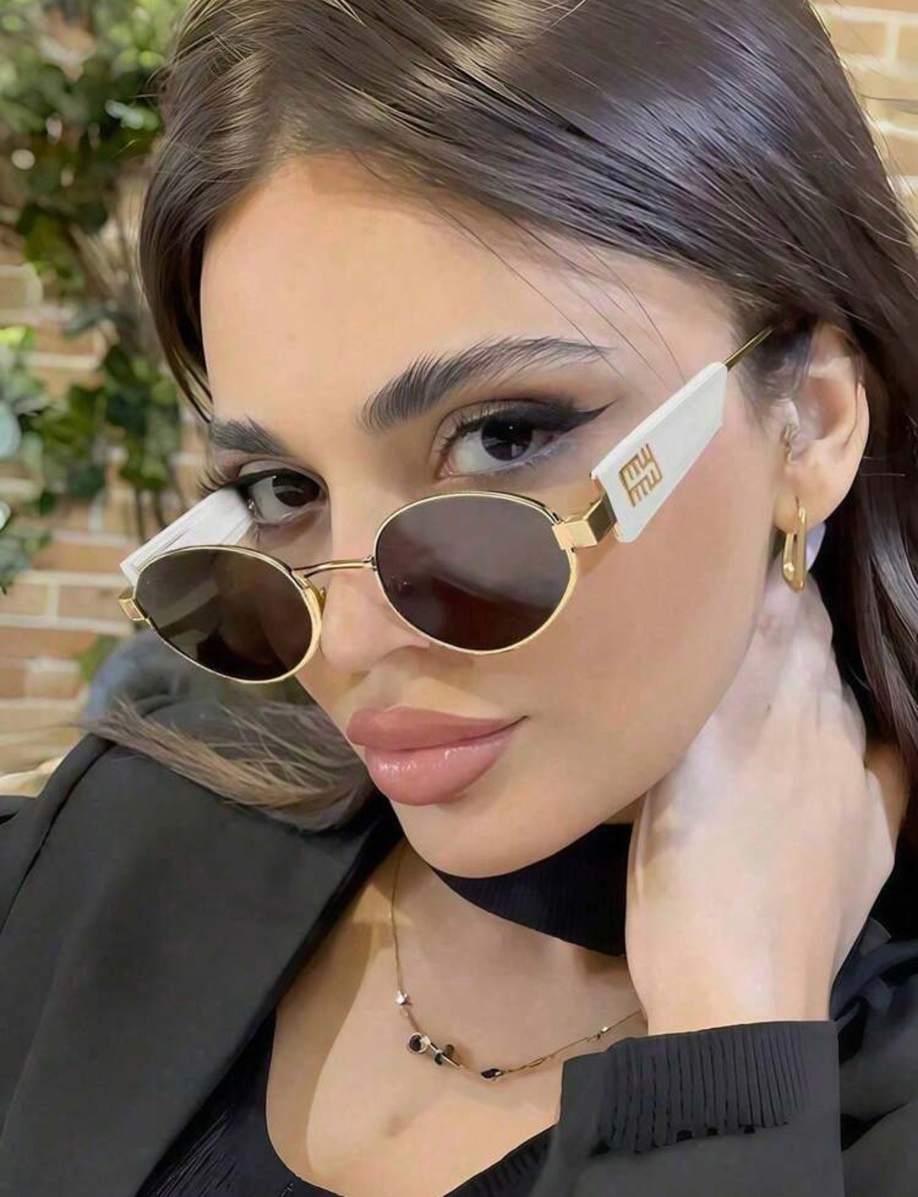 نضارة بيضاء